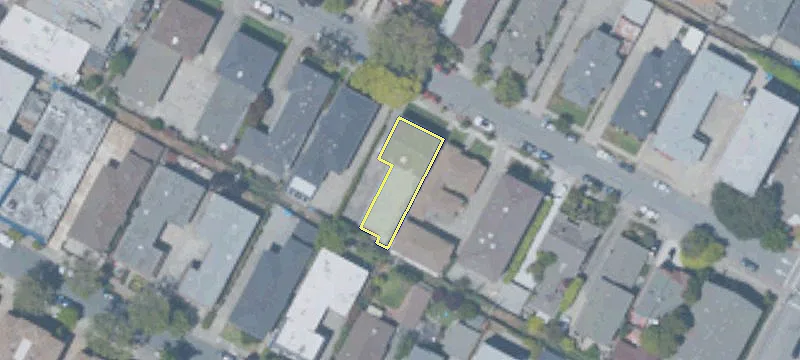 1125 Laguna Ave