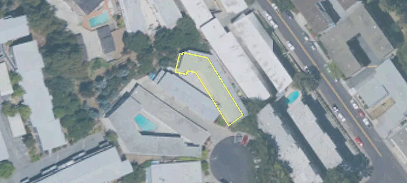 2240 Vlg Ct