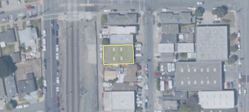 1089 Montgomery Ave