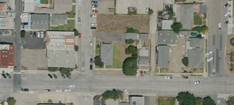 205 Un Ave