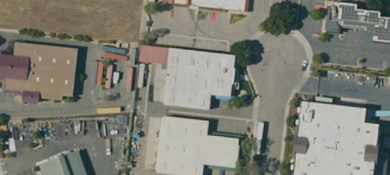 83 Thomas Rd