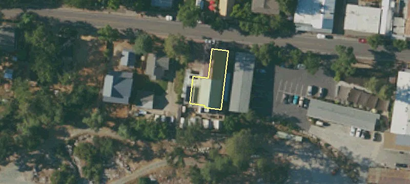 495 Main St