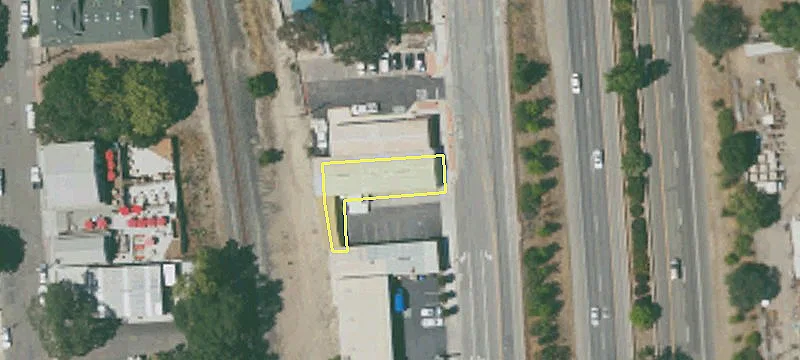 1339 Riverside Ave