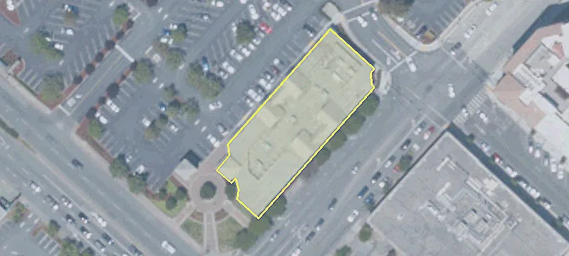 1101 El Camino Real