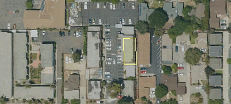 572 Foothill Blvd