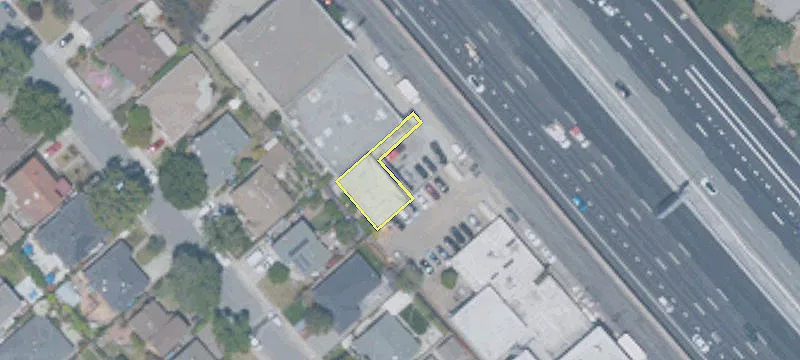 1218 Amphlett Blvd