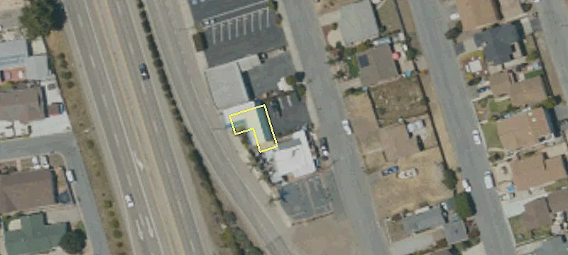2950 Main St