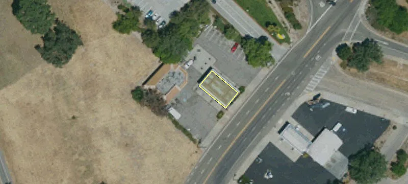6100 San Anselmo Rd