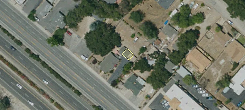 5205 El Camino Real