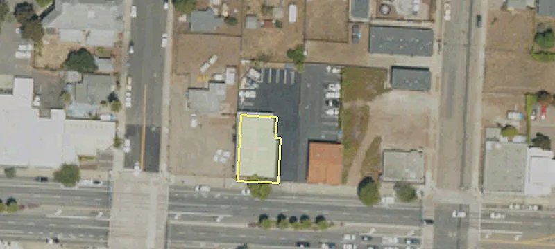 1045 Grand Ave