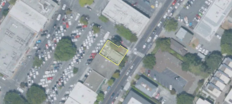 630 Menlo Ave