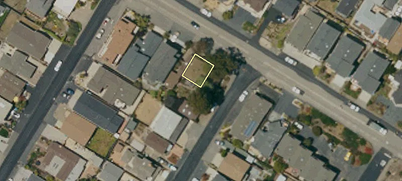 890 Ocean Ave
