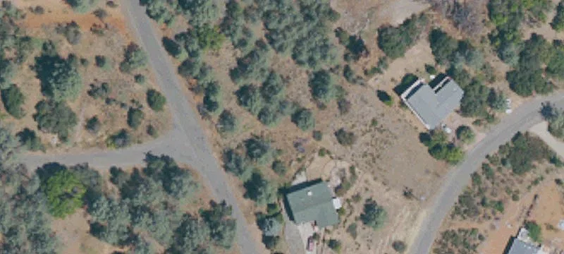 9870 Emerald Dr