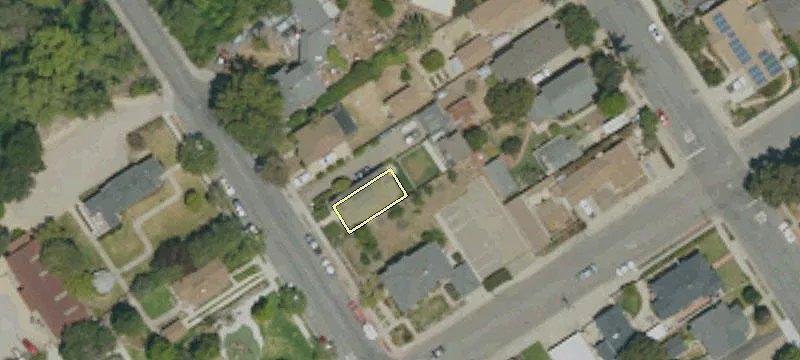 135 Mason St