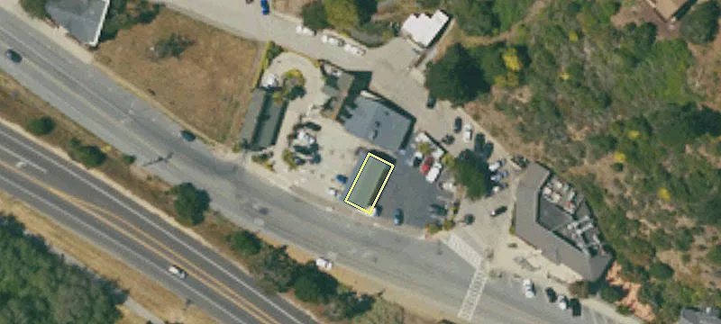 589 Main St