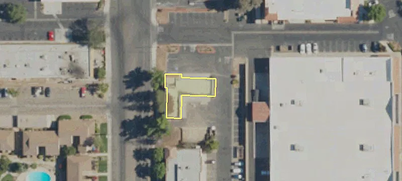 2121 Villa Ave