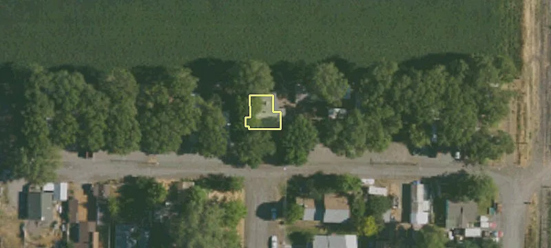 701 Ct Ln