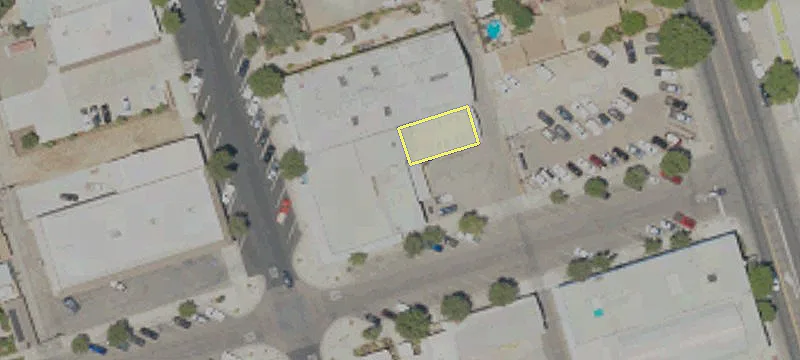 1262 Main St