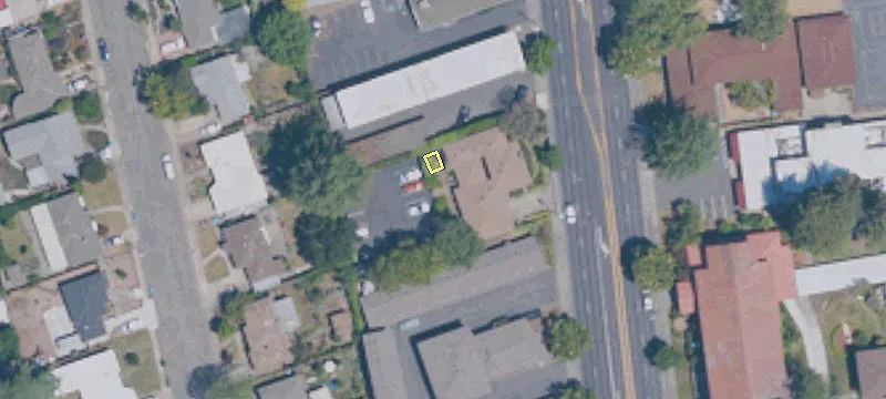 305 Farmers Ln
