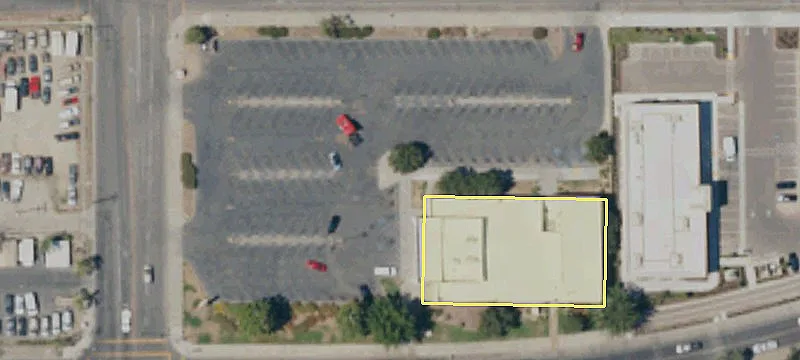 2611 Cedar Ave