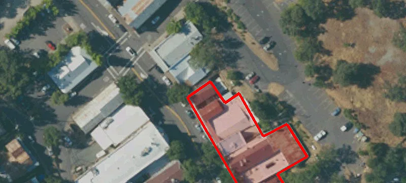 1227 Main St