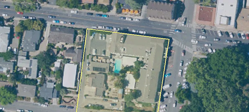 405 1st W St