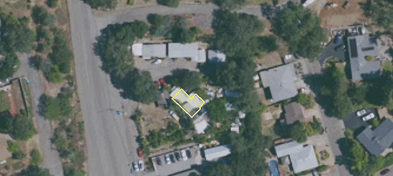 880 Cloverdale Blvd