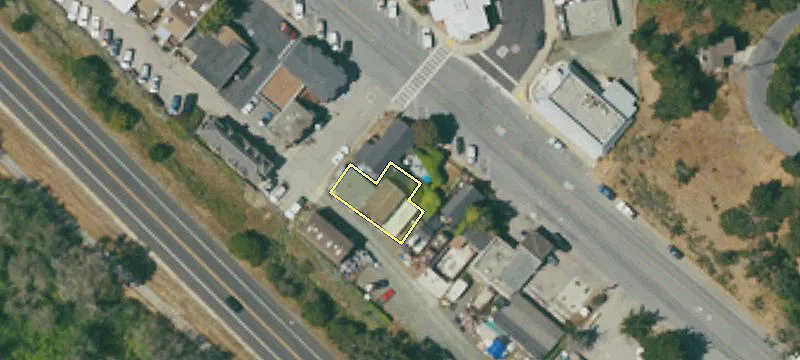 824 Main St