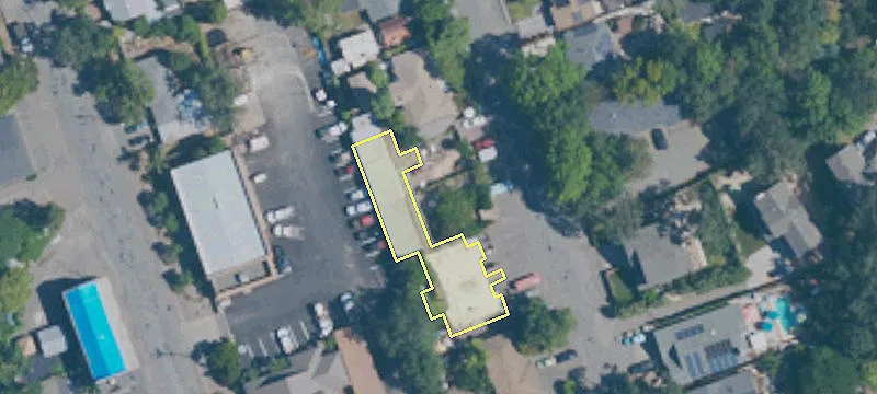 19030 Railroad Ave