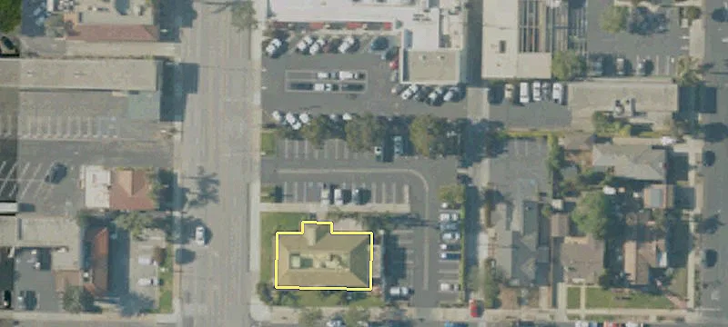 726 Broadway