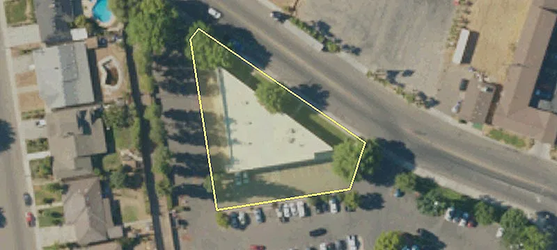 209 Academy Ave