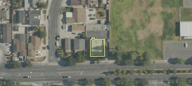 8341 Cerritos Ave