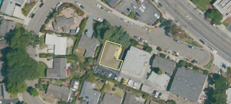 966 Concha Loma Dr