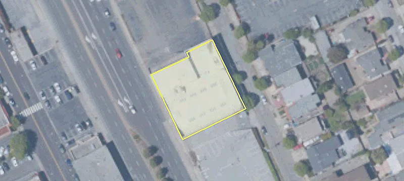 750 El Camino Real