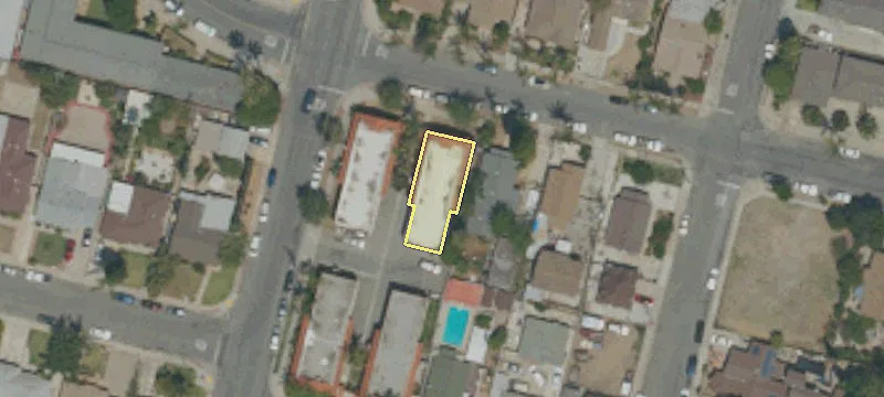 418 Ctr St