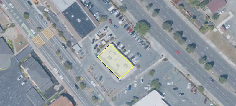 1101 El Camino Real