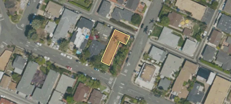 304 Myrtle St