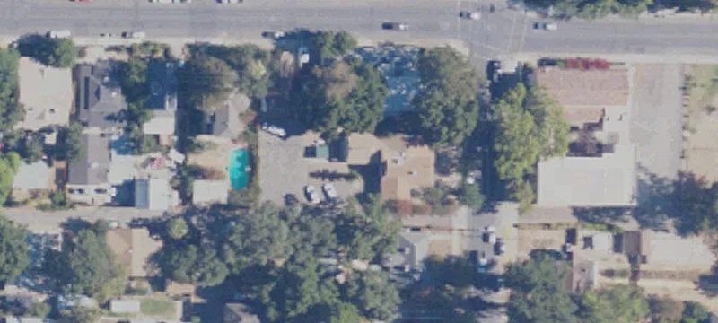 510 College St
