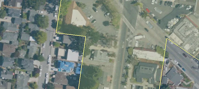 627 Capitola Ave