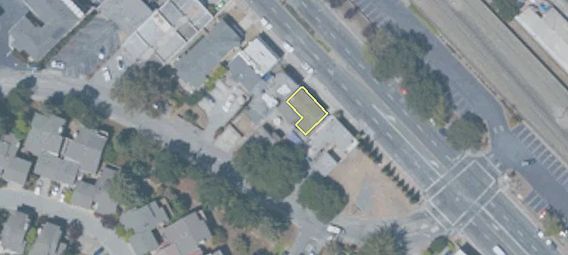 750 El Camino Real
