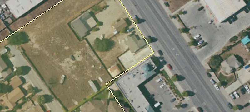 435 El Camino Real