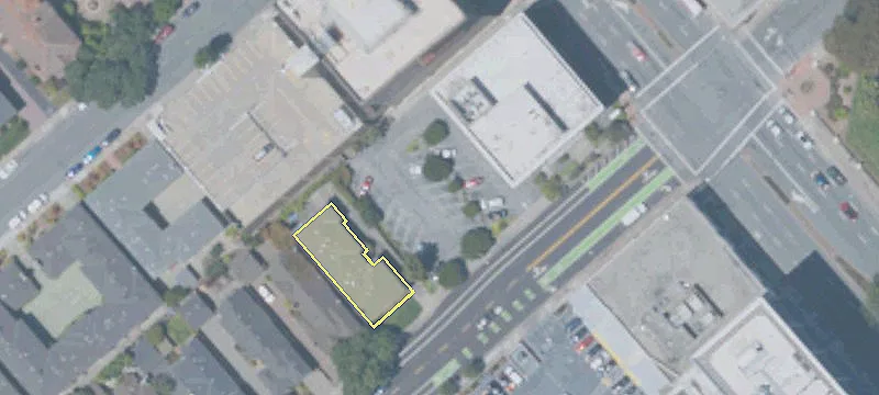 444 El Camino Real