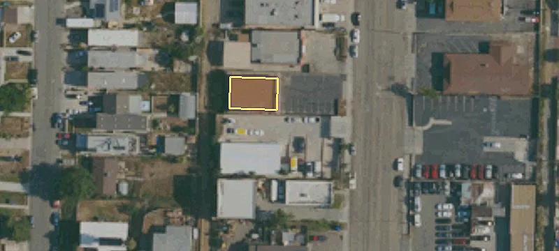718 Grand Ave
