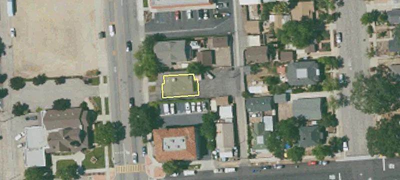 1728 Spg St
