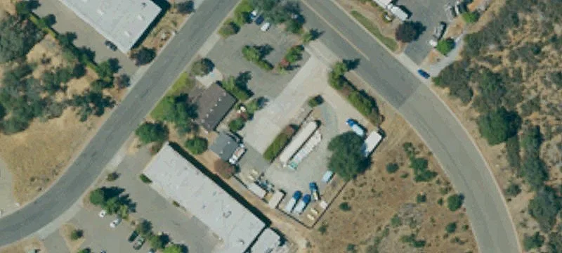 4326 Business Dr
