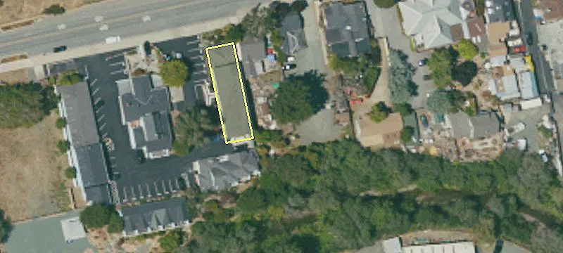 1920 Main St