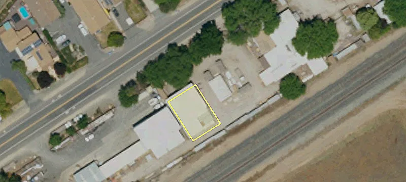 22209 El Camino Real