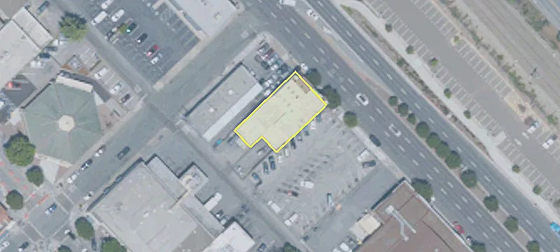 806 El Camino Real