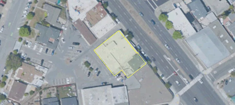 1641 El Camino Real