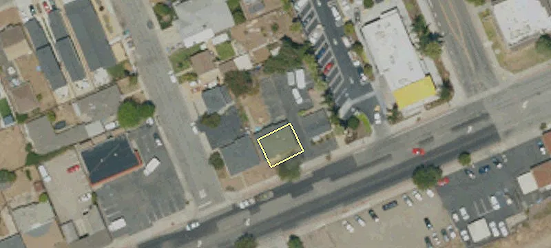 418 Grand Ave